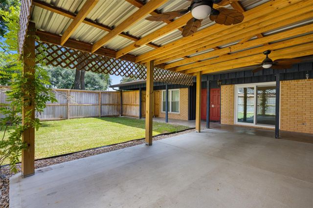 3808 Avenue O, Rosenberg, TX 77471