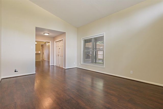 3808 Avenue O, Rosenberg, TX 77471