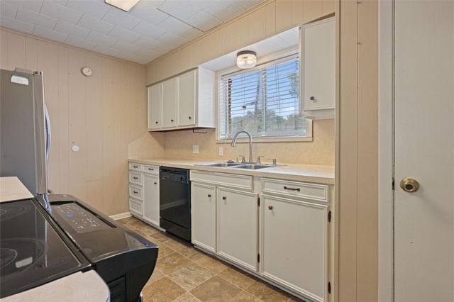 3808 Avenue O, Rosenberg, TX 77471