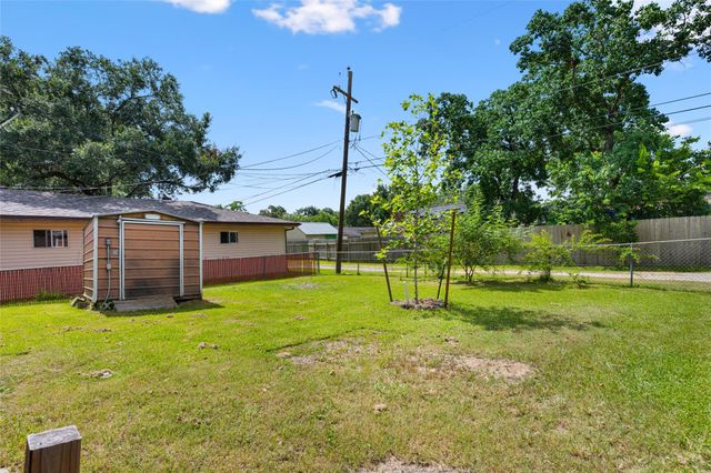 3808 Avenue O, Rosenberg, TX 77471