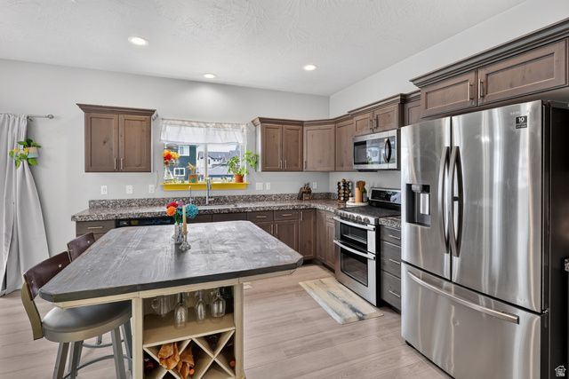 1374 W BALLAST WAY, Eagle Mountain, UT 84005
