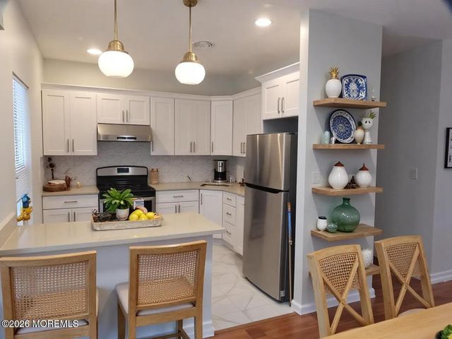 154 Yarmouth Court 52, Holmdel, NJ 07733