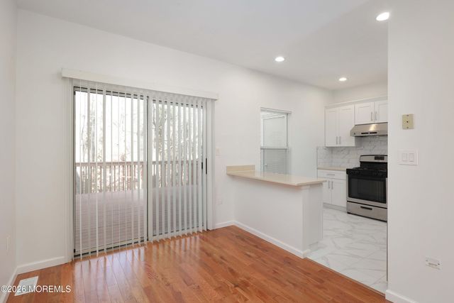 154 Yarmouth Court 52, Holmdel, NJ 07733