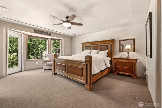 3122 Hollywood Drive NE, Olympia, WA 98516