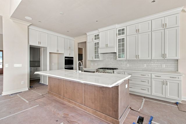 6473 Drumright Rd, College Grove, TN 37046