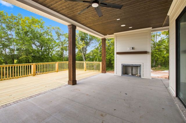 6473 Drumright Rd, College Grove, TN 37046