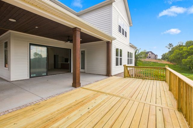 6473 Drumright Rd, College Grove, TN 37046