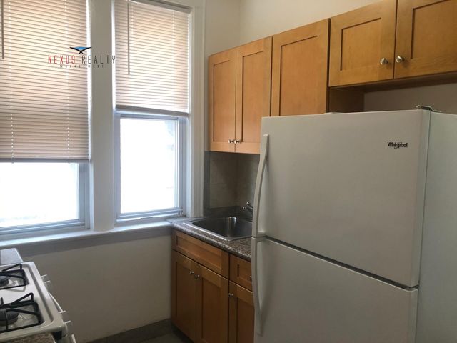 4322 58th St Apt 1R, New York City, NY 11377