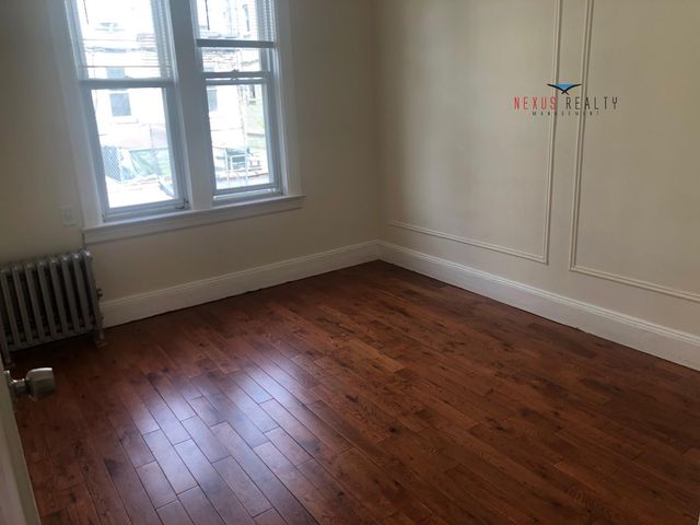 4322 58th St Apt 1R, New York City, NY 11377