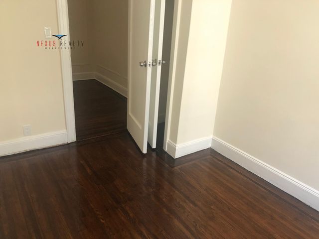 4322 58th St Apt 1R, New York City, NY 11377