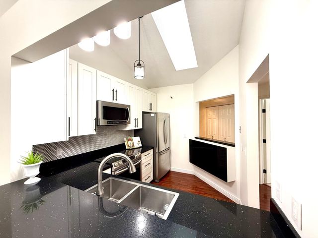 7605 Edinborough Way 6314, Edina, MN 55435