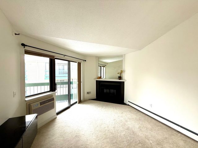 7605 Edinborough Way 6314, Edina, MN 55435