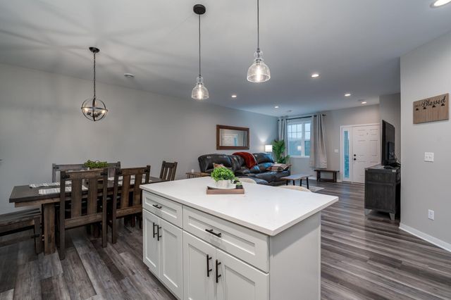422 Ford Street E, Northfield, MN 55057