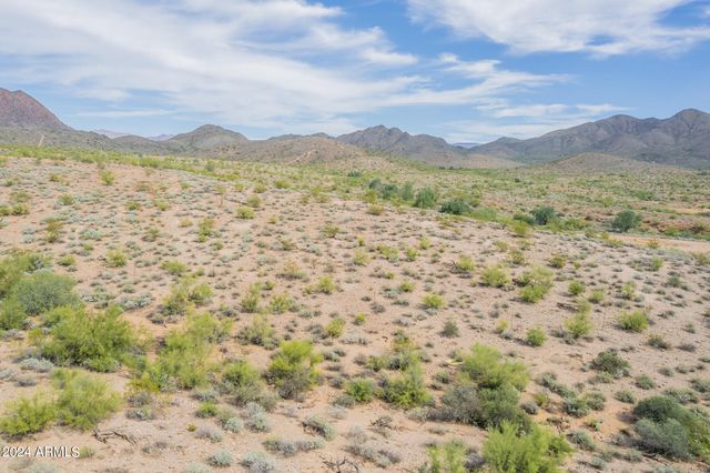 3630 W RIVERA Drive 3, New River, AZ 85087