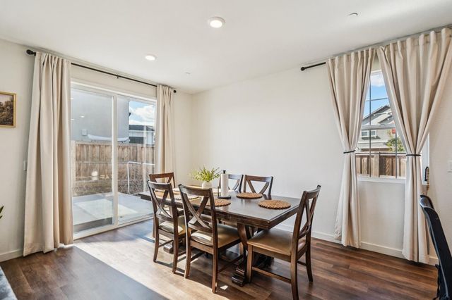 1958 Cannon Ct, Olivehurst, CA 95961