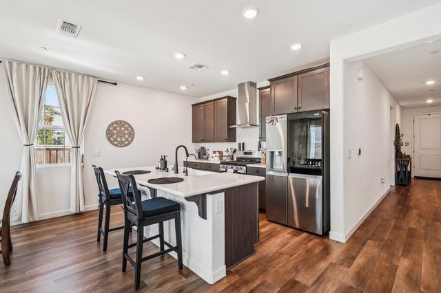 1958 Cannon Ct, Olivehurst, CA 95961