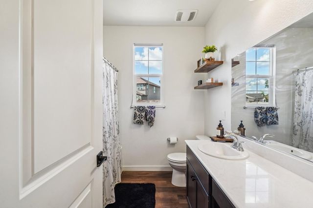 1958 Cannon Ct, Olivehurst, CA 95961