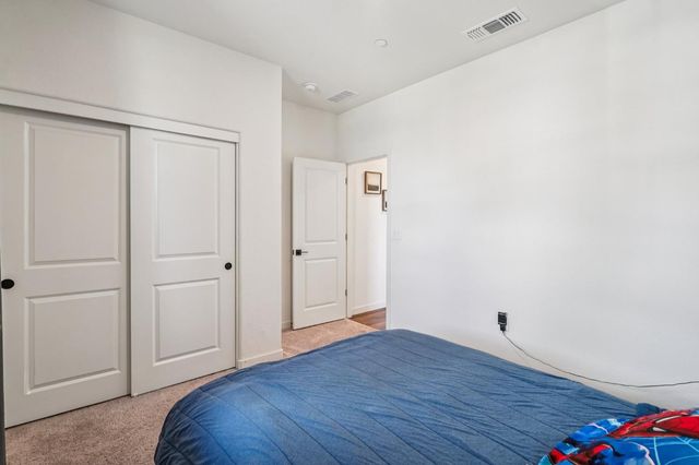 1958 Cannon Ct, Olivehurst, CA 95961