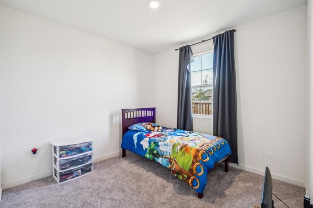 1958 Cannon Ct, Olivehurst, CA 95961