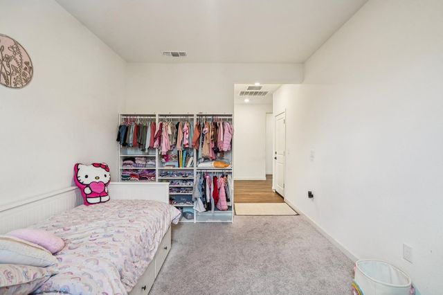 1958 Cannon Ct, Olivehurst, CA 95961