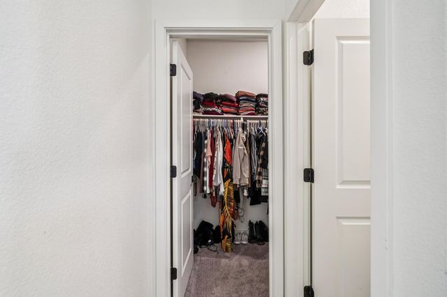 1958 Cannon Ct, Olivehurst, CA 95961