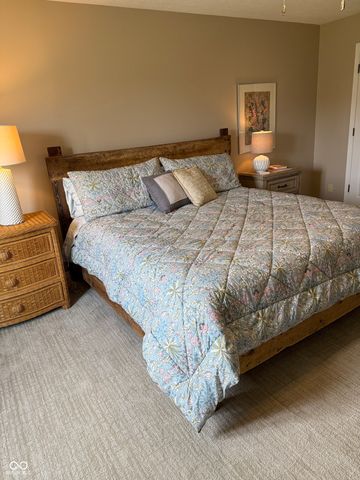 9093 Cinnebar Drive, Indianapolis, IN 46268