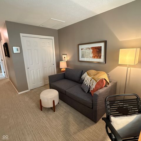 9093 Cinnebar Drive, Indianapolis, IN 46268