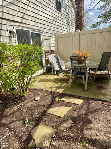 9093 Cinnebar Drive, Indianapolis, IN 46268