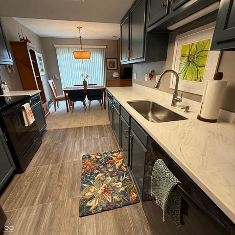 9093 Cinnebar Drive, Indianapolis, IN 46268