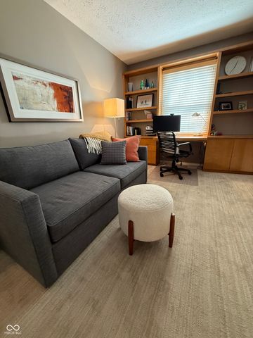 9093 Cinnebar Drive, Indianapolis, IN 46268