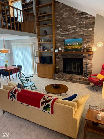 9093 Cinnebar Drive, Indianapolis, IN 46268