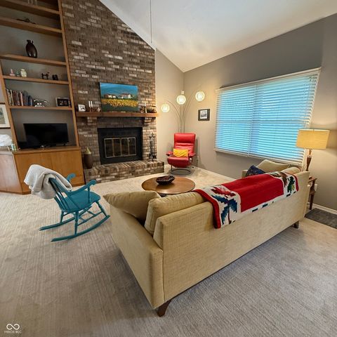 9093 Cinnebar Drive, Indianapolis, IN 46268