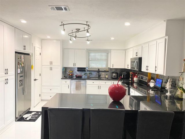 13217 Bluff View Drive, Willis, TX 77318