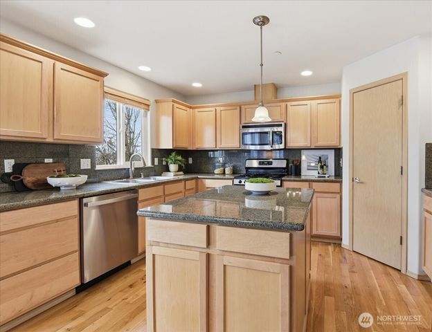 12105 23rd Avenue W, Everett, WA 98204