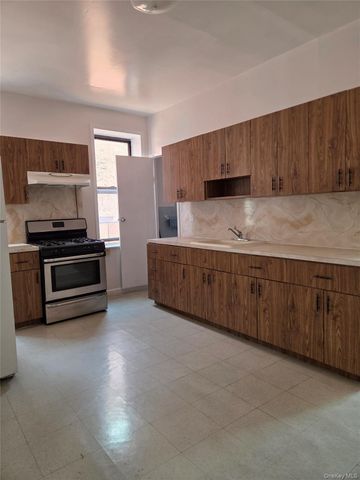 34-17 11th Street, Astoria, NY 11106