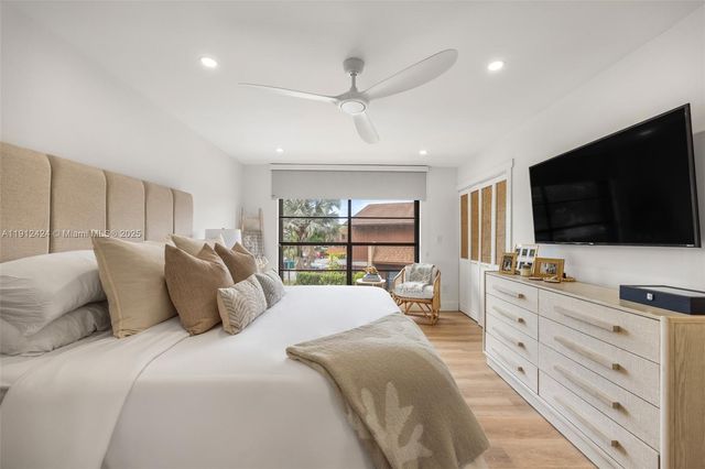 11537 SW 64th St A83, Miami, FL 33173