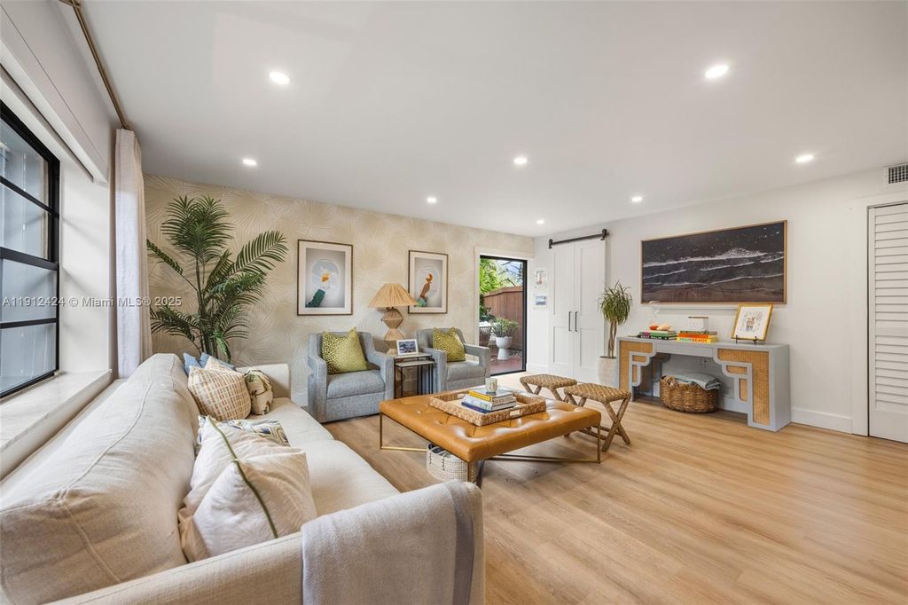 11537 SW 64th St A83, Miami, FL 33173