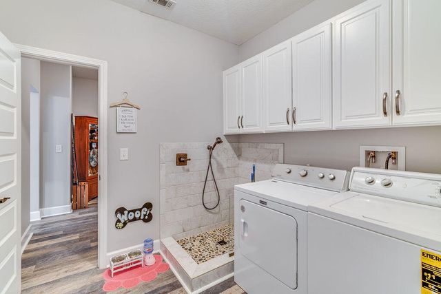 2019 Bayshore Drive, Niceville, FL 32578