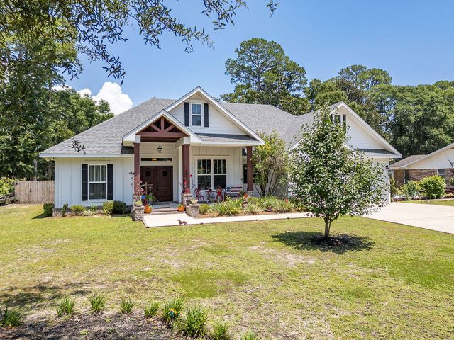 2019 Bayshore Drive, Niceville, FL 32578