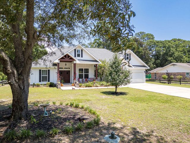 2019 Bayshore Drive, Niceville, FL 32578