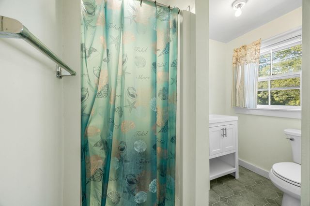 9 Harrison Avenue, Buzzards Bay, MA 02532