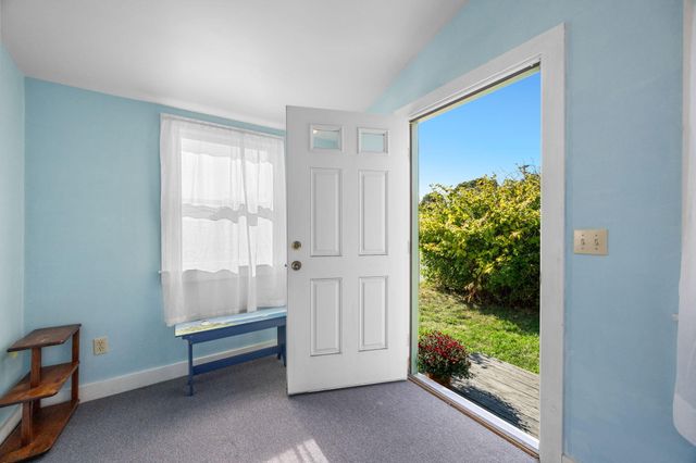 9 Harrison Avenue, Buzzards Bay, MA 02532