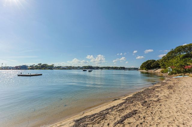 9 Harrison Avenue, Buzzards Bay, MA 02532