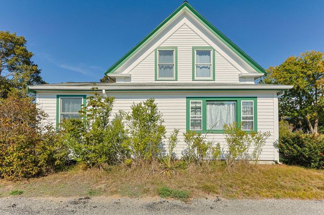 9 Harrison Avenue, Buzzards Bay, MA 02532