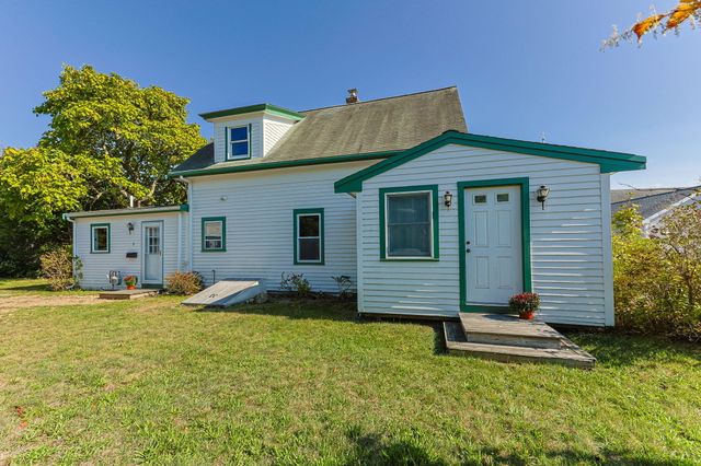 9 Harrison Avenue, Buzzards Bay, MA 02532