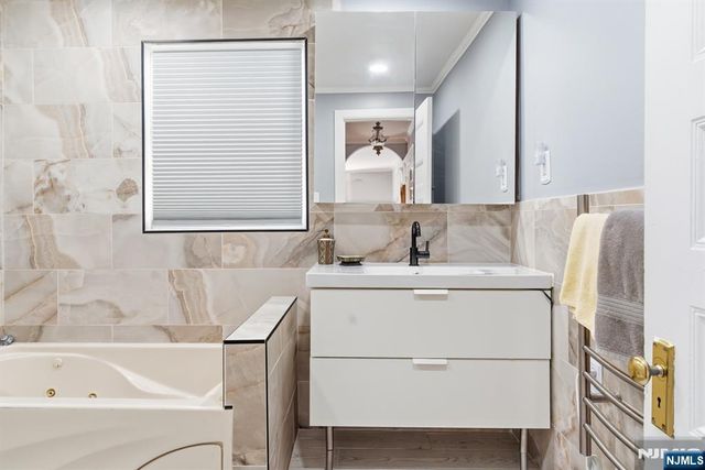 328 E 30th Street, Paterson, NJ 07504