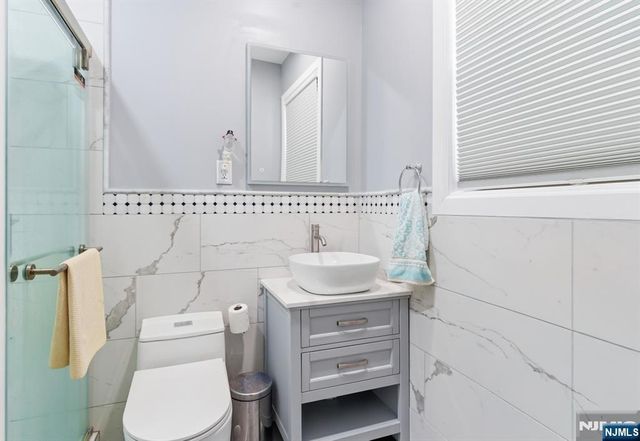 328 E 30th Street, Paterson, NJ 07504