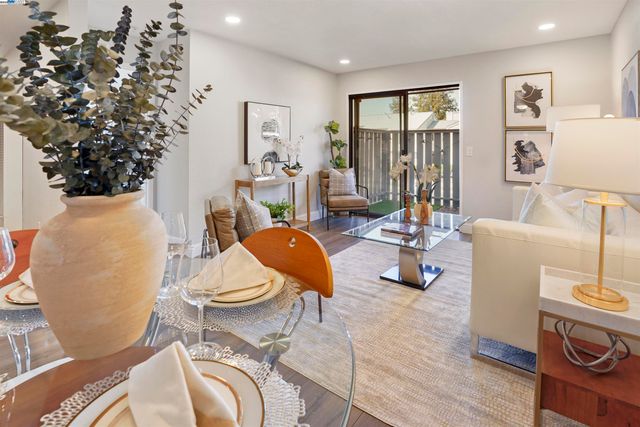 29300 Dixon St 106, Hayward, CA 94544