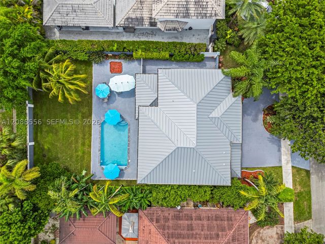 15822 SW 103rd Ln, Miami, FL 33196