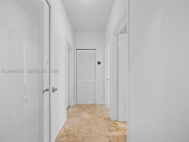 15822 SW 103rd Ln, Miami, FL 33196